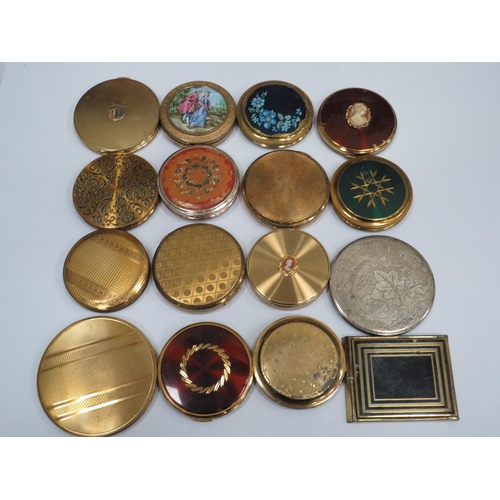 984 - Selection of collectable Vintage Compacts. See photos.