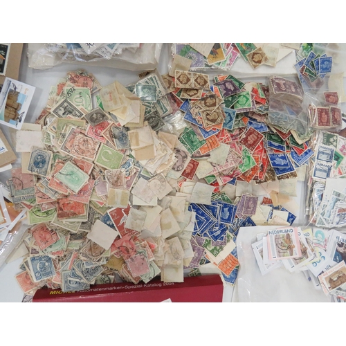 1569 - Good mixed stamp lot to include Mint, FDC's and loose stamps. See photos.