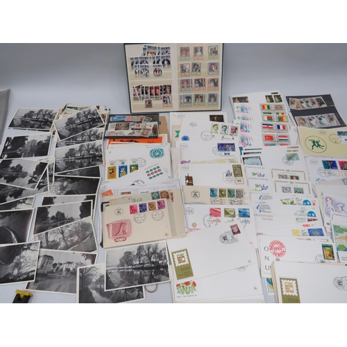 1570 - Good Mixed Stamp lot to include Mint, FDC's and loose stamps. Photo postcards of Old London.  See ph... 