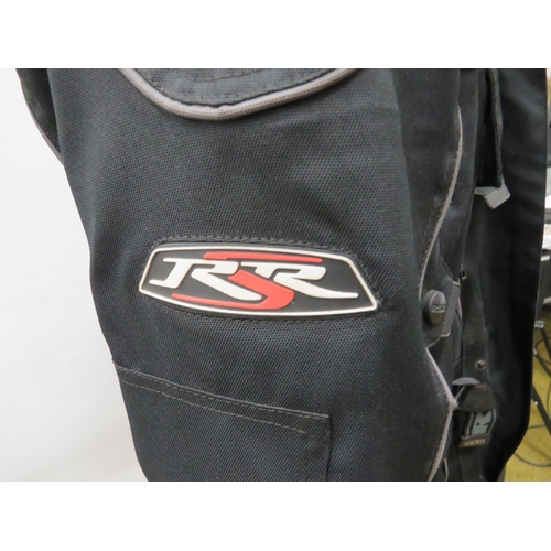 1744 - RSR Motorcycle jacket in Excellent condition Padded Shoulders and elbows and lower back areas for pr... 