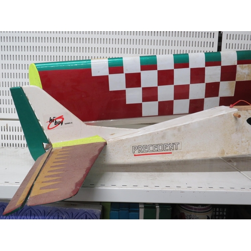 66 - Large model aeroplane and accessories see pictures.