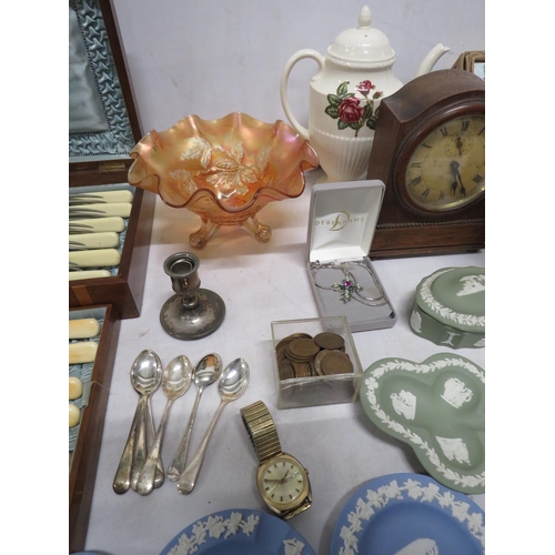 72 - Mixed lot including a cutlery set, coins, wedgwood jasperware, clock, etc.