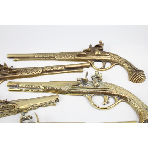 206 - Wall Hanging Brass Pistols of Various Styles / Sizes Vintage x 6 2431g     561514