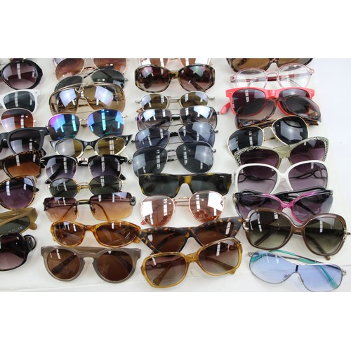 212 - Sunglasses Glasses Vintage Assorted Cases, Shaded, Unisex, Mens, Womens Job Lot     681618