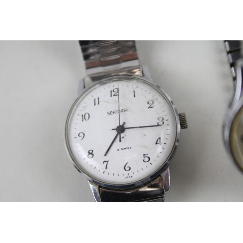 255 - Mens Vintage Wristwatch Hand-Wind Inc. Sekonda, Timex x 4      2166614