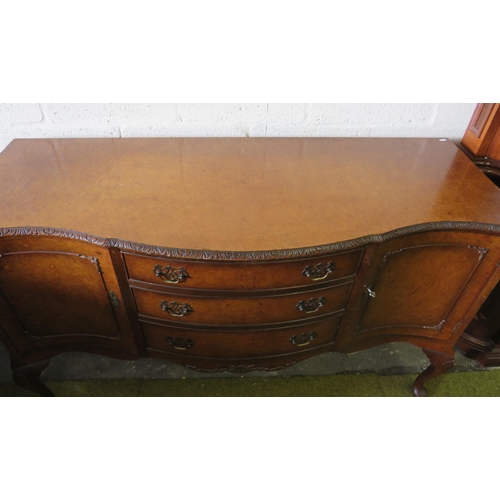 357 - Lovely Early 20th Century Serpentine fronted sideboard with central row of drawers with two cupboard... 