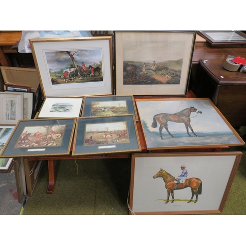 386 - Selection of Equine and Hunting prints  plus old Engrave prints. Largest 20 x 26 inches. See photos.