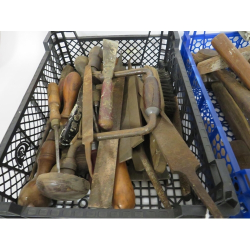 503 - Large selection of vintage wooden handled tools, screwdrivers, hammers etc.