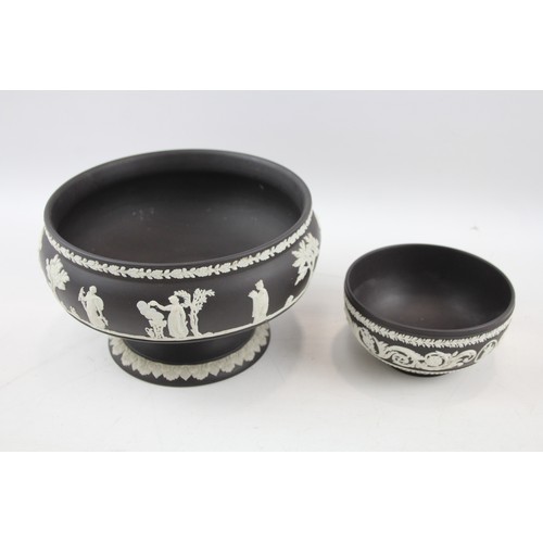 9 - Black Wedgwood Jasper Ware Pedestal & Bowl x 2      681358