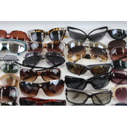 12 - Sports Sunglasses Glasses Eyewear Assorted Inc Cased, Polarized Job Lot      561688