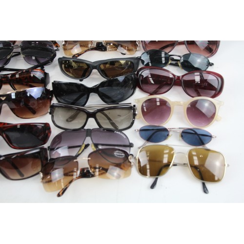 12 - Sports Sunglasses Glasses Eyewear Assorted Inc Cased, Polarized Job Lot      561688