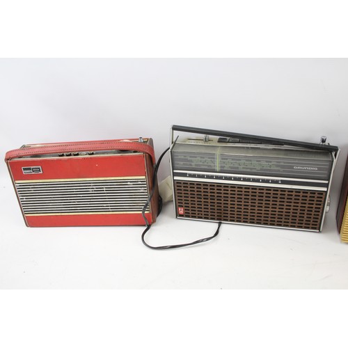 28 - Vintage Radios Bush  Roberts  Untested Spares / Repairs     561570