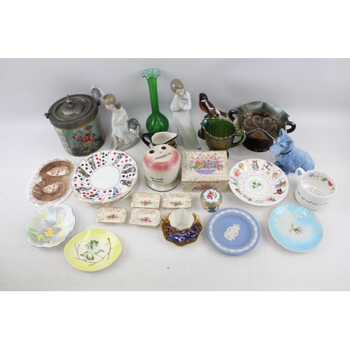 30 - Ceramic Ornaments - Pottery & Glass Job Lot Inc. Antique & Vintage Homewares     486413