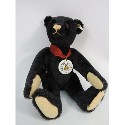 89 - Steiff Club edition 1999 teddy 35 schwarz with Growler and porcelain pendant.