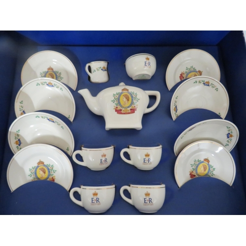 117 - 1950's Corornation Childs Tea set by Cauldon Potteries, Staffordshire. All in original box. Excellen... 