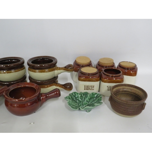 134 - Selection of vintage casserole pots and storage jars etc.