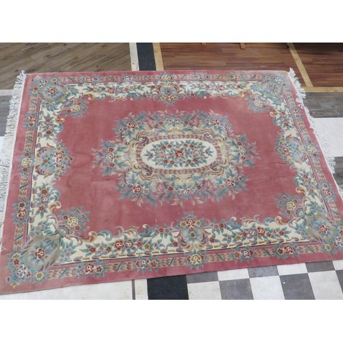 123 - Large Woollen Chinese style rug in very good condition. Measures 2.7 x 3.6 Meters. See photos.