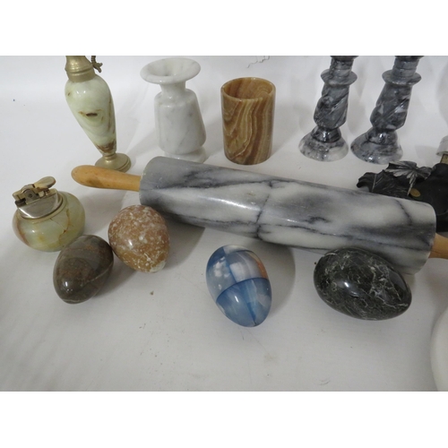 211 - Selection of various Onyx marble items including eggs, candlesticks etc.