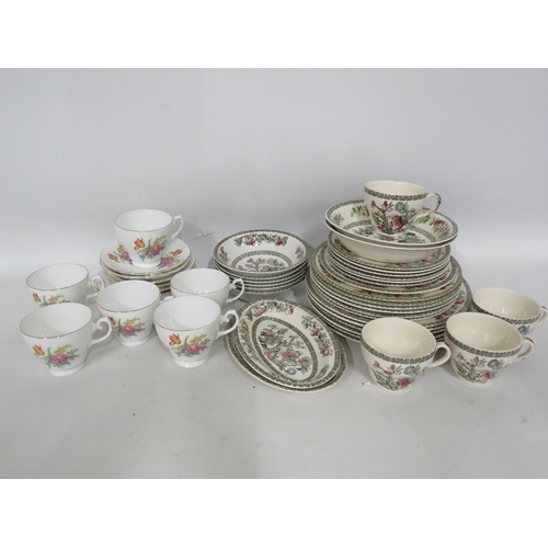 212 - China part tea set and a part dinner set in the Indian tree pattern.