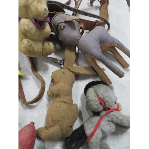 258 - Mixed collectables lot including handmade and vintage small teddies.