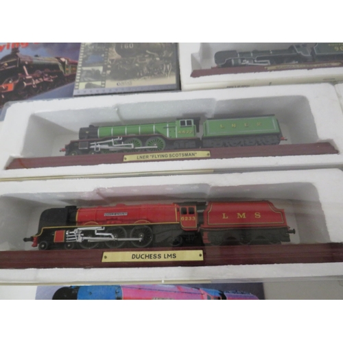 288 - Five Atlas edition model trains in boxes.