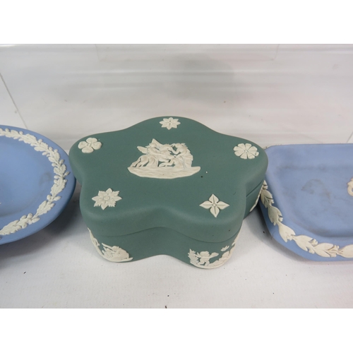 246 - Selection of Wedgwood Jasperware in green, teal and light blue.