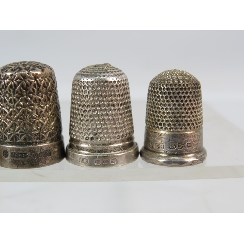 252 - Three sterling silver thimbles plus one plated, Charles Horner etc. total silver weight 17.9g