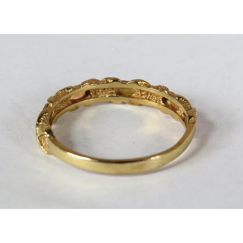 364 - 9ct Yellow Gold Laurel Leaf Band. Finger size 'U'  2.3g