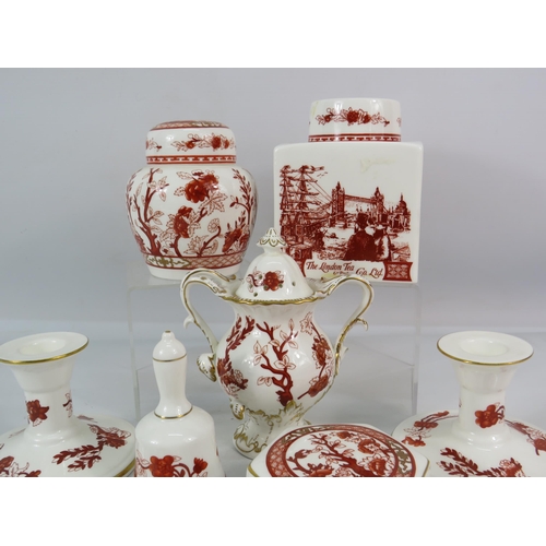 432 - Eight pieces of Coalport Indian tree coral decorative china items.