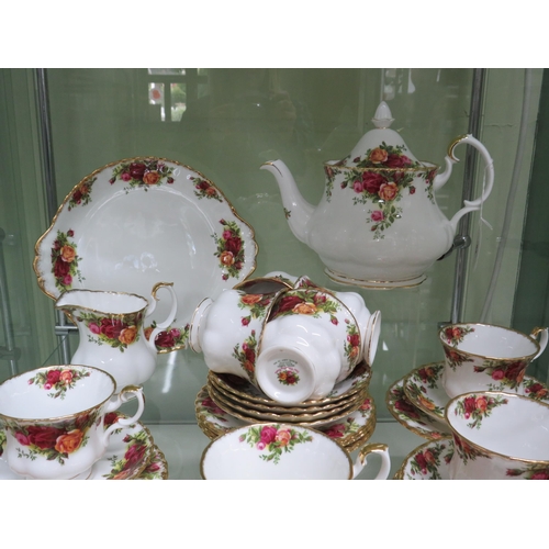 442 - 27 Pieces of Royal Albert old county roses, teaset etc.