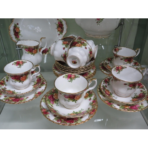 442 - 27 Pieces of Royal Albert old county roses, teaset etc.