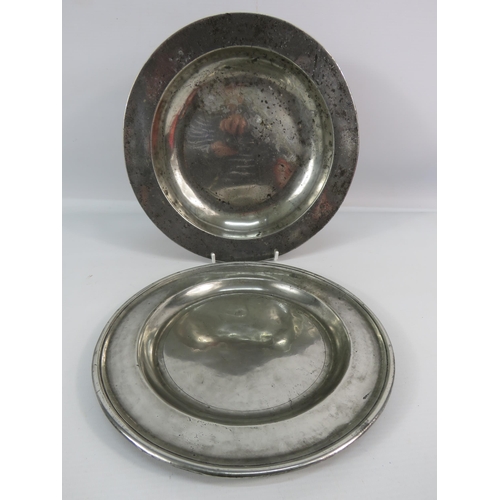 540 - Late 18th early 19th Century english pewter dish 10