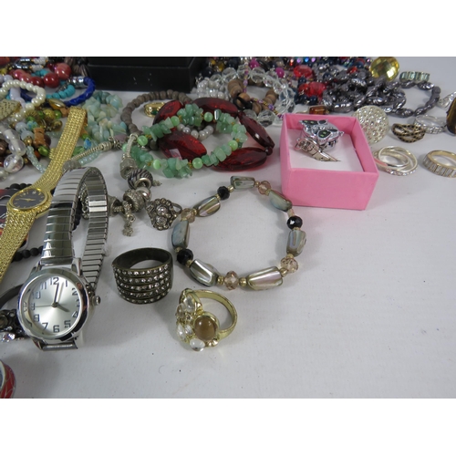 581 - Large Selection of Costume jewellery, necklaces, rings etc.