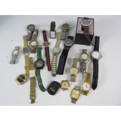 594 - Large selection of Mens mainly quartz wristwatches.