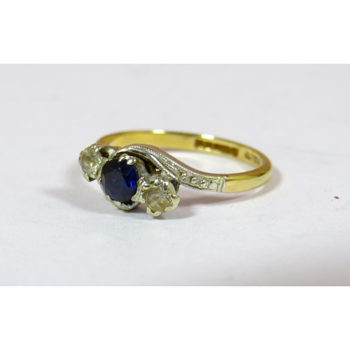 696 - 9ct Yellow Gold Ring set with Sapphire and Moissenite Ring.  Finger size 'P'  2.0g