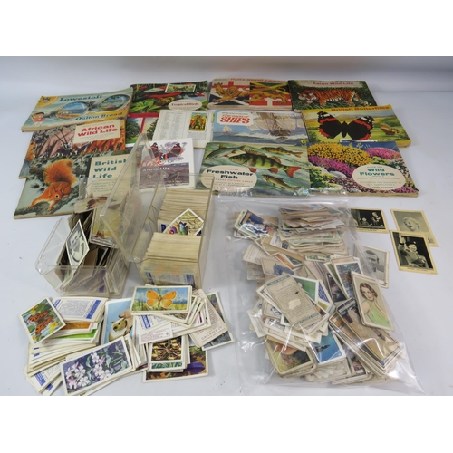 1204 - Large selection of Brooke bond tea cards albums all full plus a large selection of loose cards.