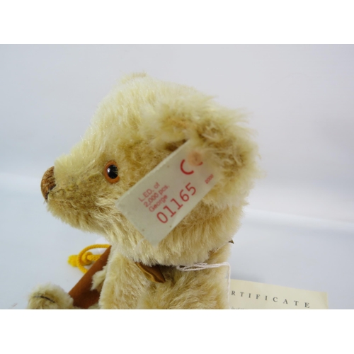 426 - Steiff Limited edition of 2000 bear George with bag and certs.