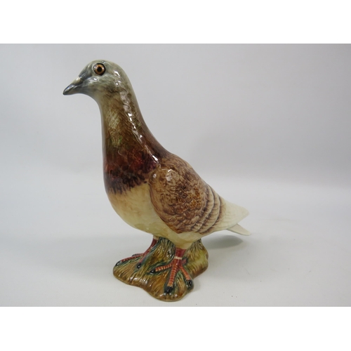 44 - Beswick brown racing pigeon model no 1383, 5.5