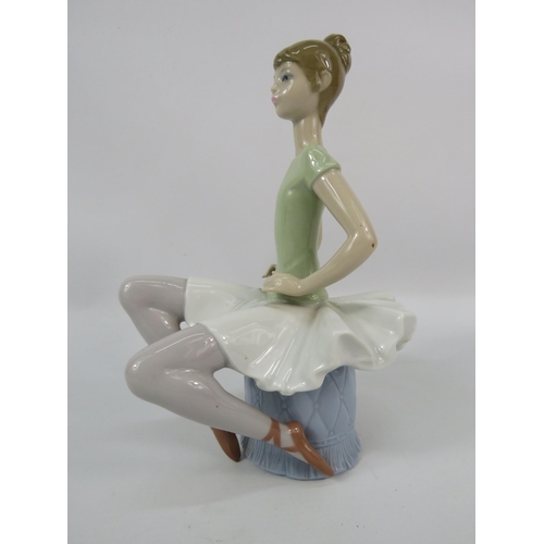 57 - Nao figurine of a Ballerina 9.5