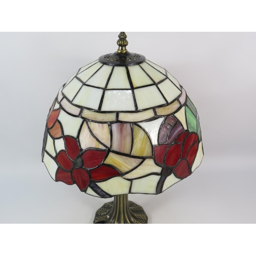 81 - Art Nouveau tiffany style table lamp, 17.5