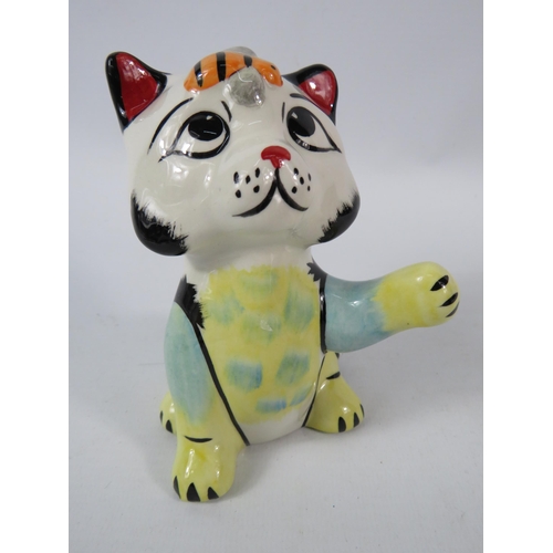 148 - Lorna Bailey cat figurine Busy bee, 4.5