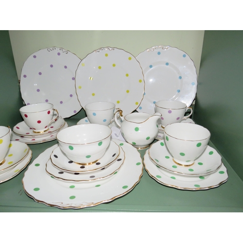 270 - Royal Vale china Spotty pattern part teaset.