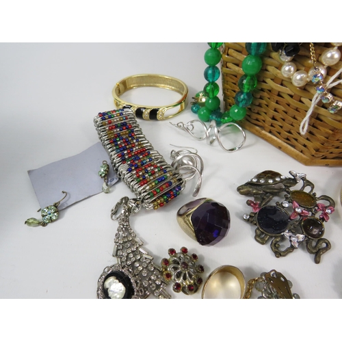 290 - Large selection of various costume jewellery plus a vintage sewing basket.