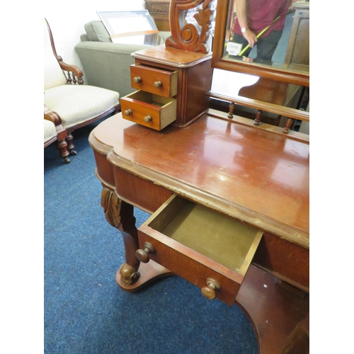 1022 - Victorian Mahogany dressing table with tilt mirror. H:55 x W:35 x D:17 inches. See photos