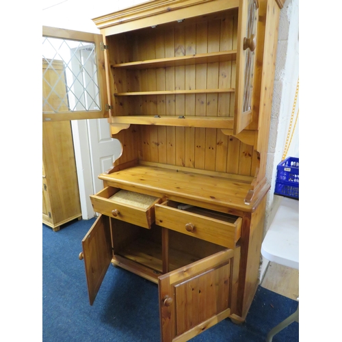 1032 - Pine Dresser. Leaded glazed doors above.  H:77 x W:48 x D:18 inches. See photos.