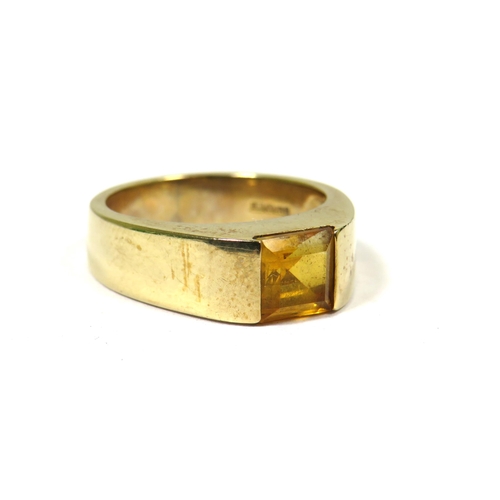 366 - 9ct Yellow Gold Ring set with an Emerald Cut Citrine which measures 6 x 6mm. Finger size 'M'  5.6g