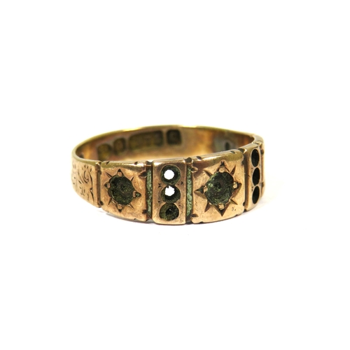 370 - 9ct Yellow Gold Antique ring Hallmarked for Chester (mark rubbed).   Stones missing to replace or to... 