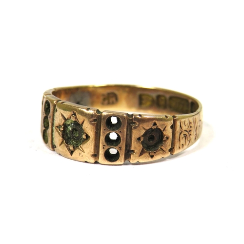 370 - 9ct Yellow Gold Antique ring Hallmarked for Chester (mark rubbed).   Stones missing to replace or to... 