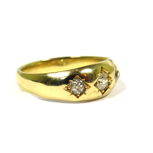 373 - Pretty 18ct Yellow Gold Edwardian Style Ring set with Three Diamonds.  Finger size 'P'  5.9g