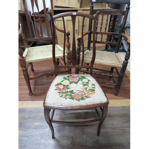 1082 - Trio of Vintage Oak Chairs. See photos.